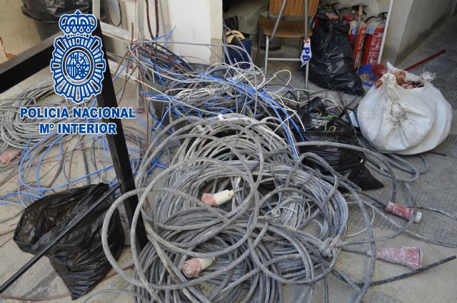 La Policía Nacional detiene a cuatro personas por cuantiosos robos de cobre en Yecla