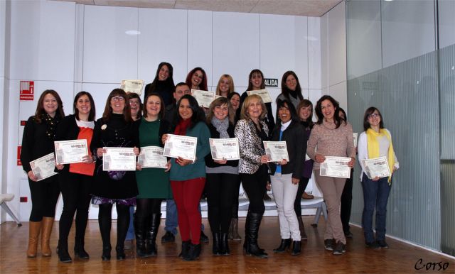 Clausura del taller de búsqueda de empleo para la mujer 2.0