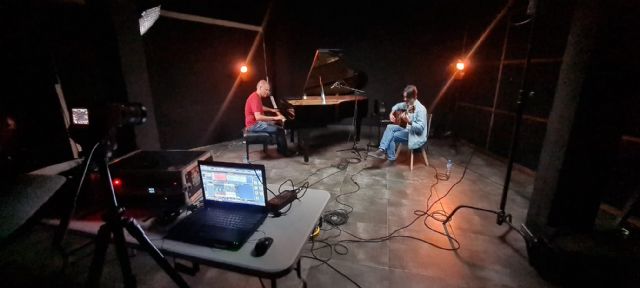 De la actividad neuronal a la partitura