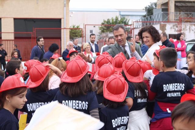 La Comunidad mejorará la torre de prácticas y la zona social del parque de bomberos de Yecla antes de finalizar el año