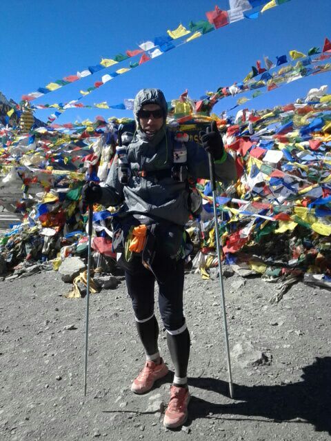 Un yeclano, cara a cara con el Annapurna