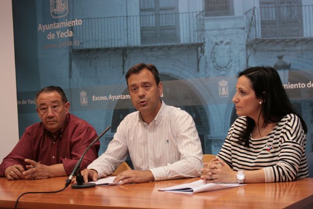 El Ayuntamiento cede a AFEMY el uso de un edificio municipal