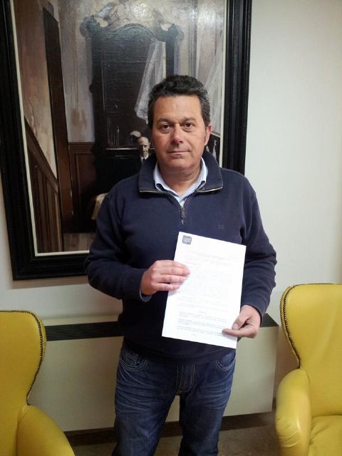 UPyD Yecla registra una petición en el Ayuntamiento instando a que el Pleno estudie dar el nombre de Adolfo Suárez a una avenida principal del municipio