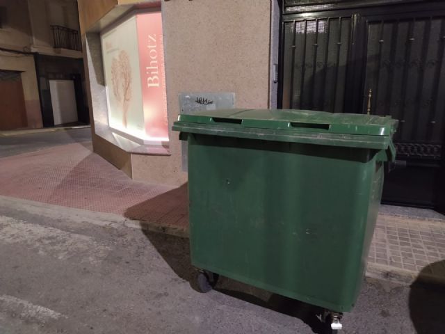 Ciudadanos Yecla solicita que todos contenedores de basura  deteriorados y sin pedal para su apertura, sean sustituidos con urgencia